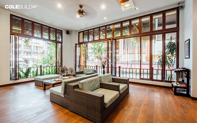 Home with clerestory windows